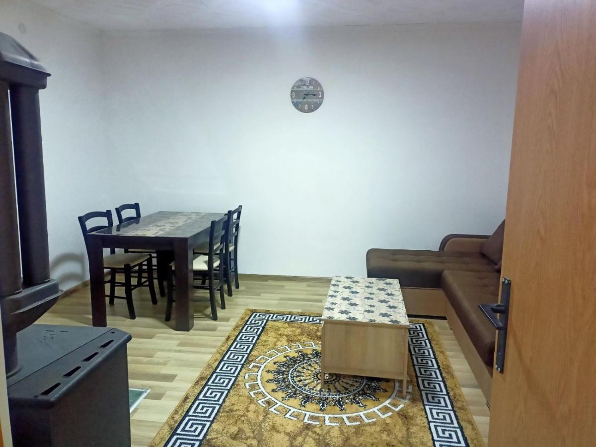 Apartmani Momcilo Жабляк Экстерьер фото